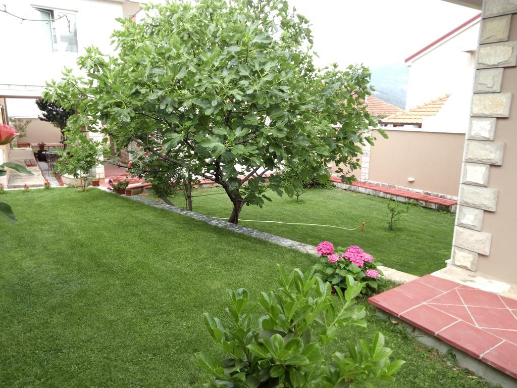 Apartments Leo Trebinje Luaran gambar